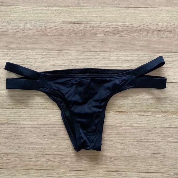 NWOT Victoria’s Secret Tanga Booty Swim Bottoms - Picture 1 of 5